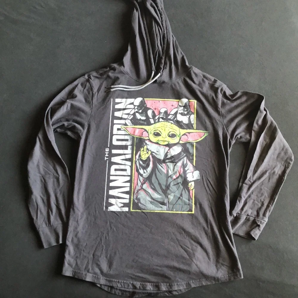 Star Wars The Mandalorian Hoodie - Picture 2 of 9